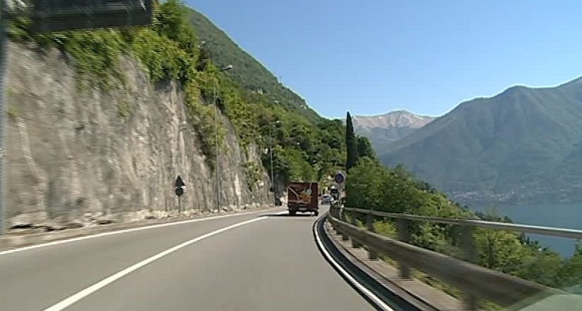 Statale Regina, dal 1° aprile al 31 ottobre limitazioni per i mezzi pesanti