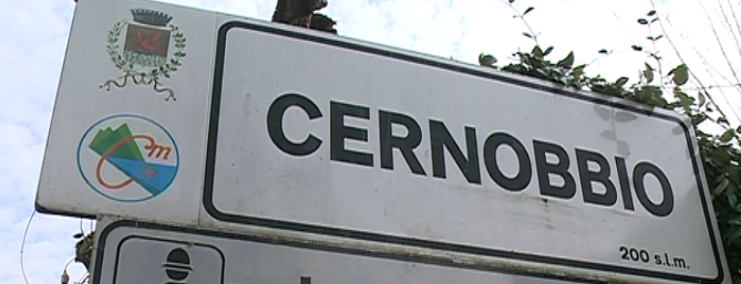 Schianto fuori dalla galleria di Cernobbio, è morto il motociclista 46enne