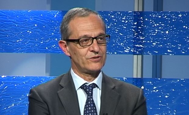 Lucini al giro di boa, parlano le opposizioni