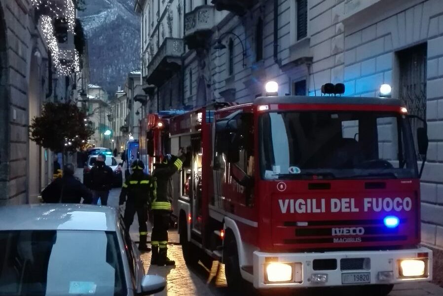 Incendio in via Giovio, non ce l’ha fatta l’anziana ustionata. E’ morta poche ore dopo il ricovero al Niguarda