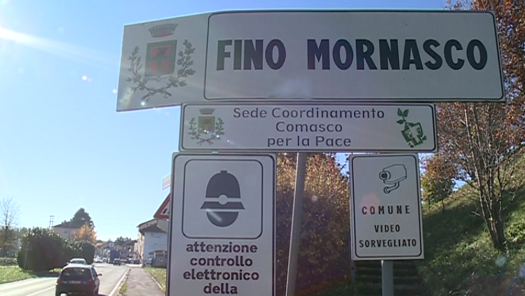 Droga a Fino Mornasco, fermati tre marocchini