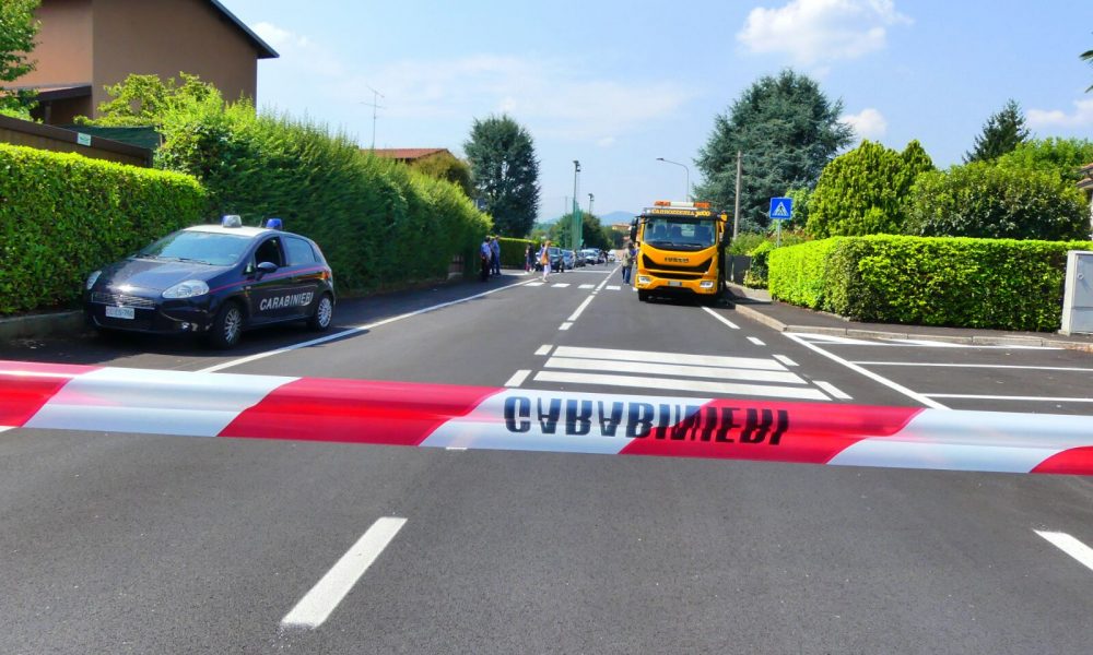 Giallo ad Anzano del Parco: uomo in fin di vita in via Valera. Indagini in corso, un fermato