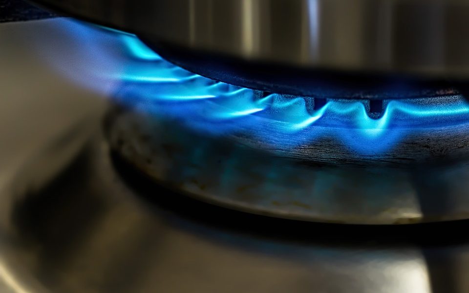 Luce e gas, la giungla delle tariffe: Acsm Agam perde la sfida