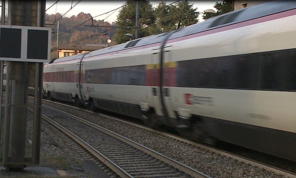 Tilo, la richiesta di Orsenigo (Pd) alla Regione: “Serve un treno ogni mezz’ora da Chiasso a Milano Centrale”