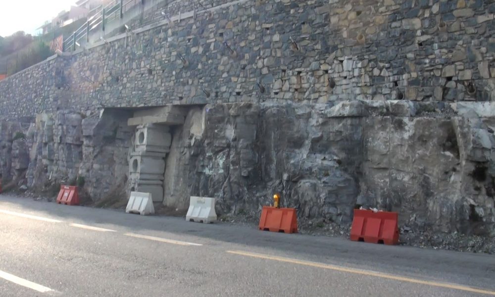 Lavori sulla Statale Regina. Come ad Argegno, anche a Carate Urio un cantiere bloccato