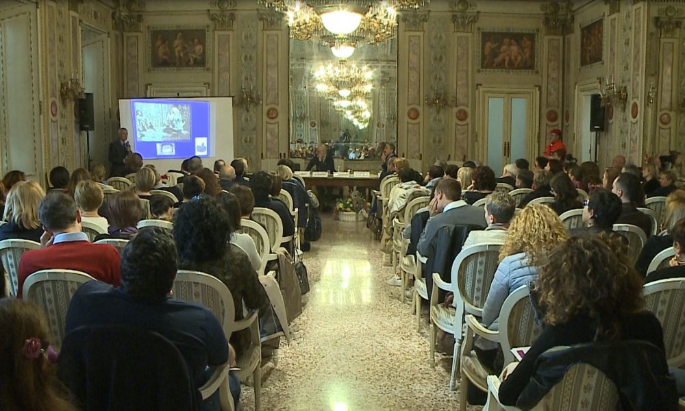 Sla, convegno nella sala bianca del Teatro Sociale con operatori sanitari e familiari