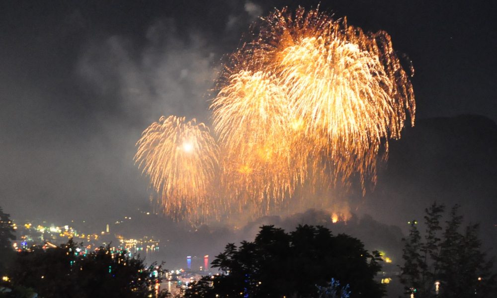 Sagra di San Giovanni, fuochi e incendio dell’isola: spettacolo a Ossuccio