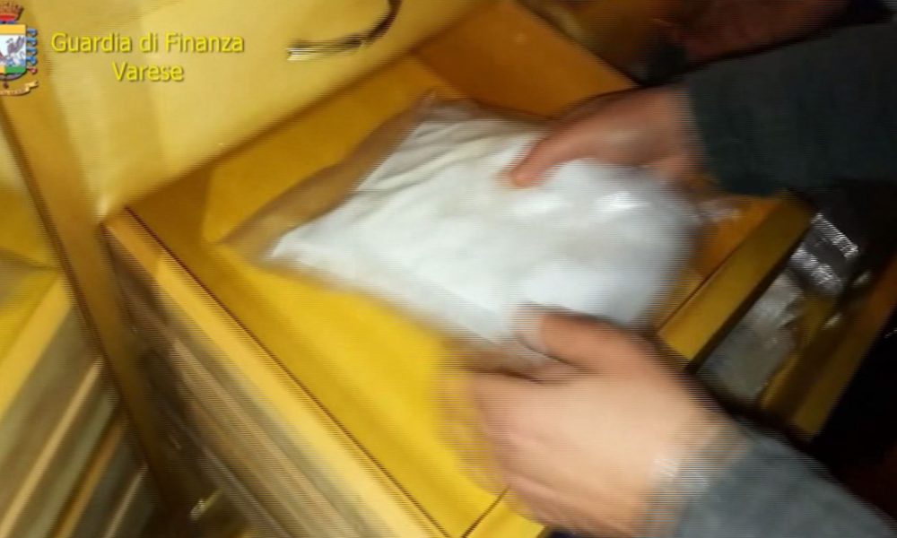 Traffico internazionale di droga, 15 arresti. Tra i fermati due fratelli albanesi residenti a Inverigo