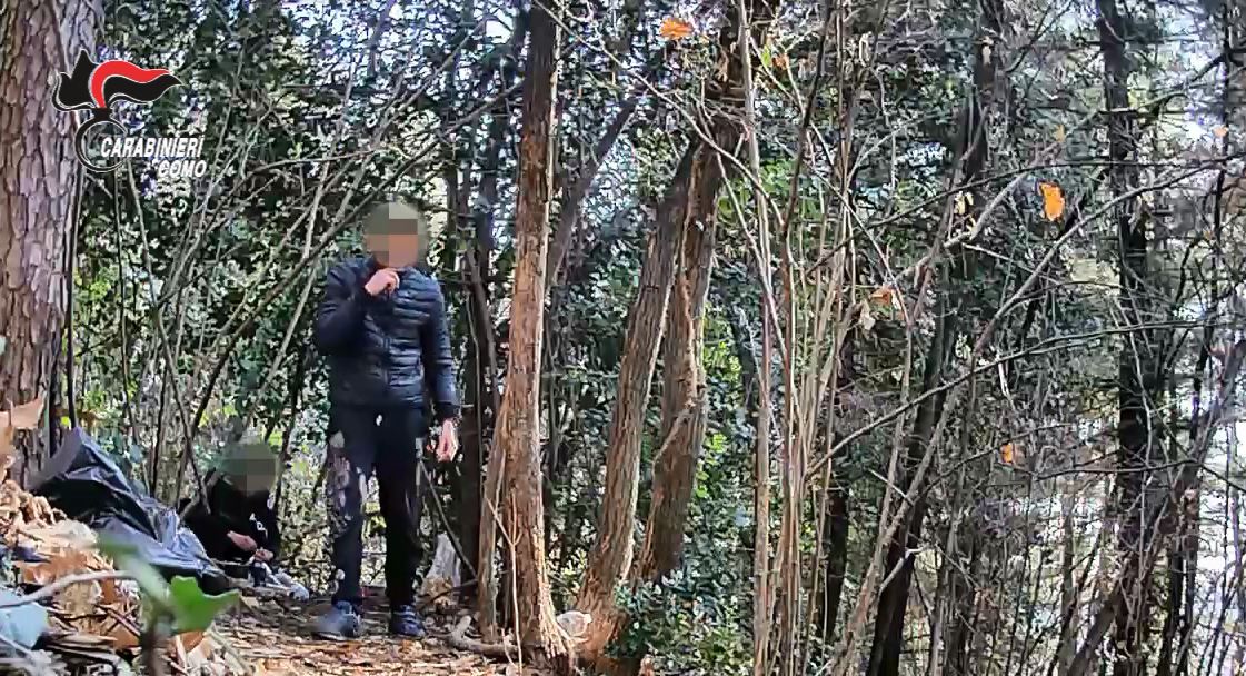 Gironico, droga take away, arrestati due marocchini, decine i clienti identificati