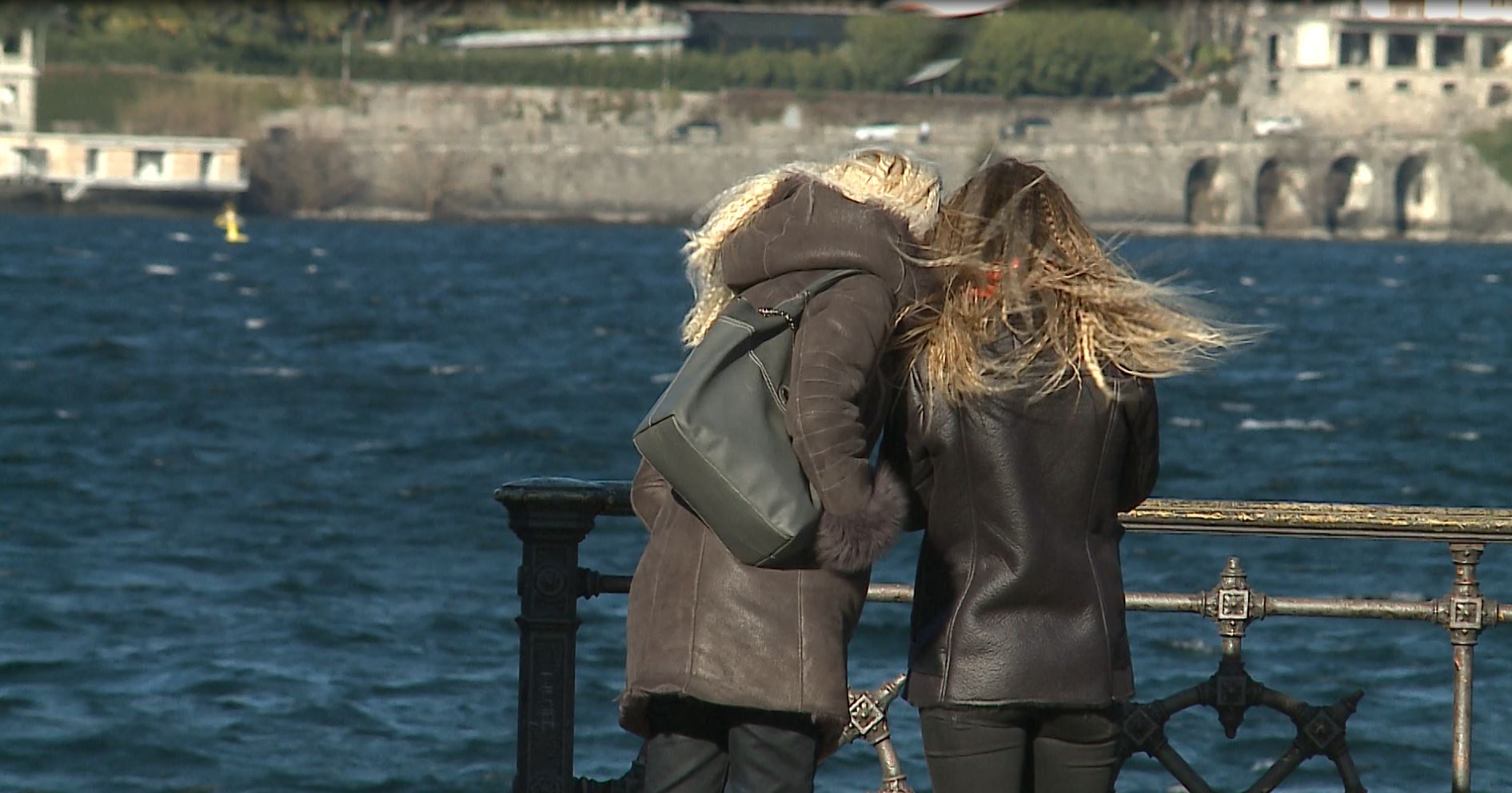 Forti raffiche di vento su Como e provincia