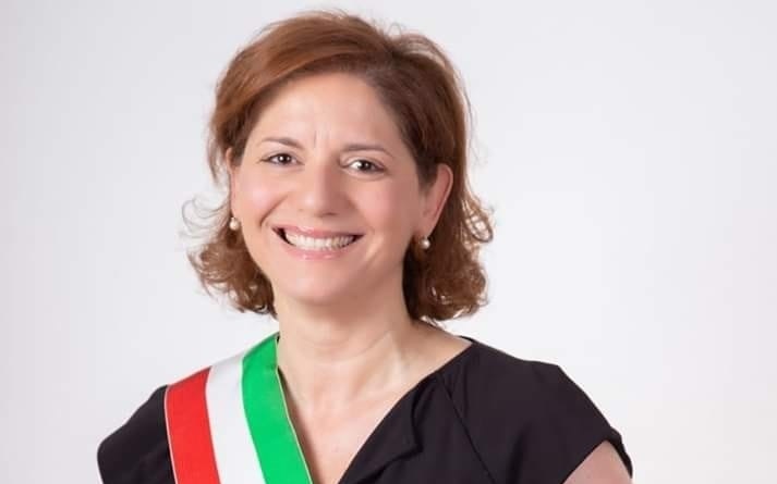 Crisi di maggioranza a Senna Comasco, si dimettono sei consiglieri comunali