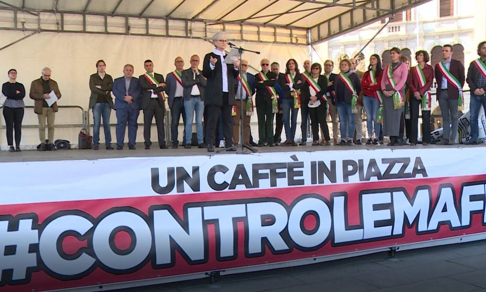 Cantù si mobilita contro le mafie, Molteni: “Stiamo lavorando a un patto della legalità”