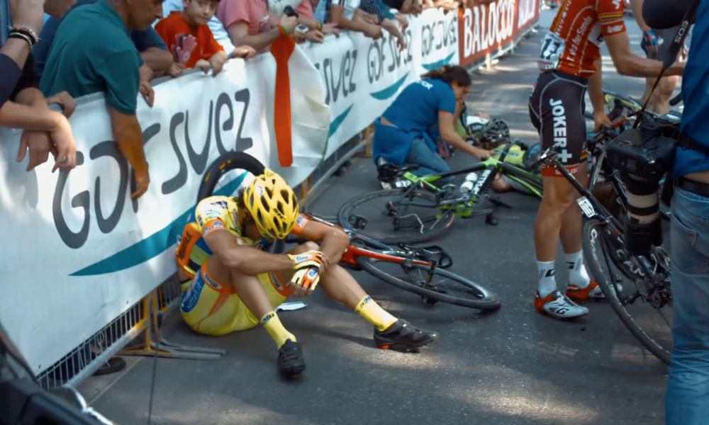 La corsa rosa vista con gli occhi dei gregari, oggi al Gloria dibattito e docu-film