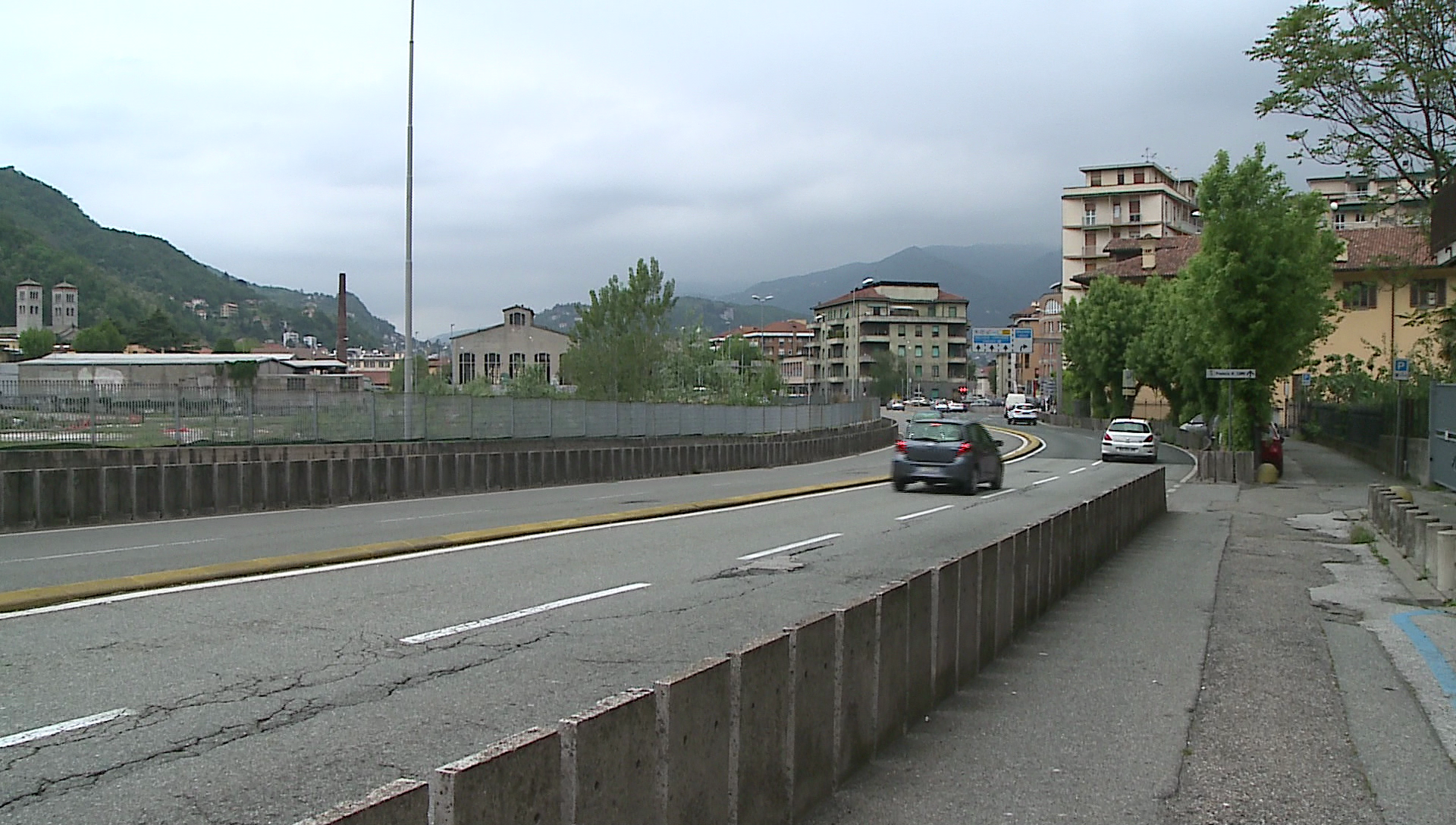 Como, 27enne del Bangladesh fermato in via Grandi: nello zaino aveva hashish e cannabinoidi