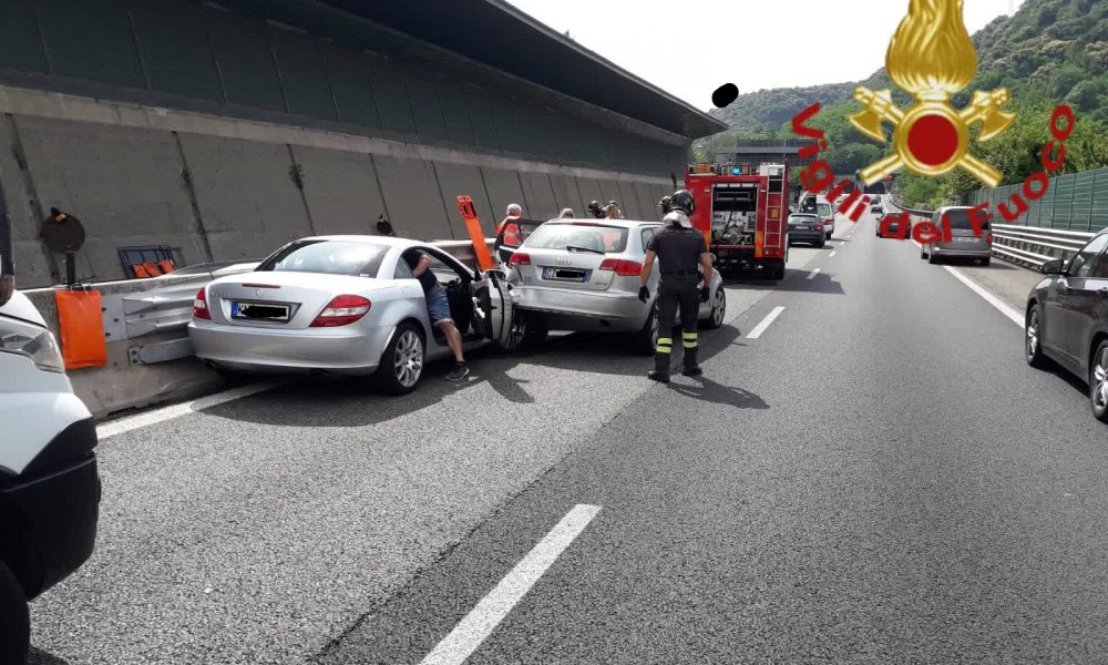 Incidente sull’A9, feriti lievi e traffico tra Como Nord e Como centro