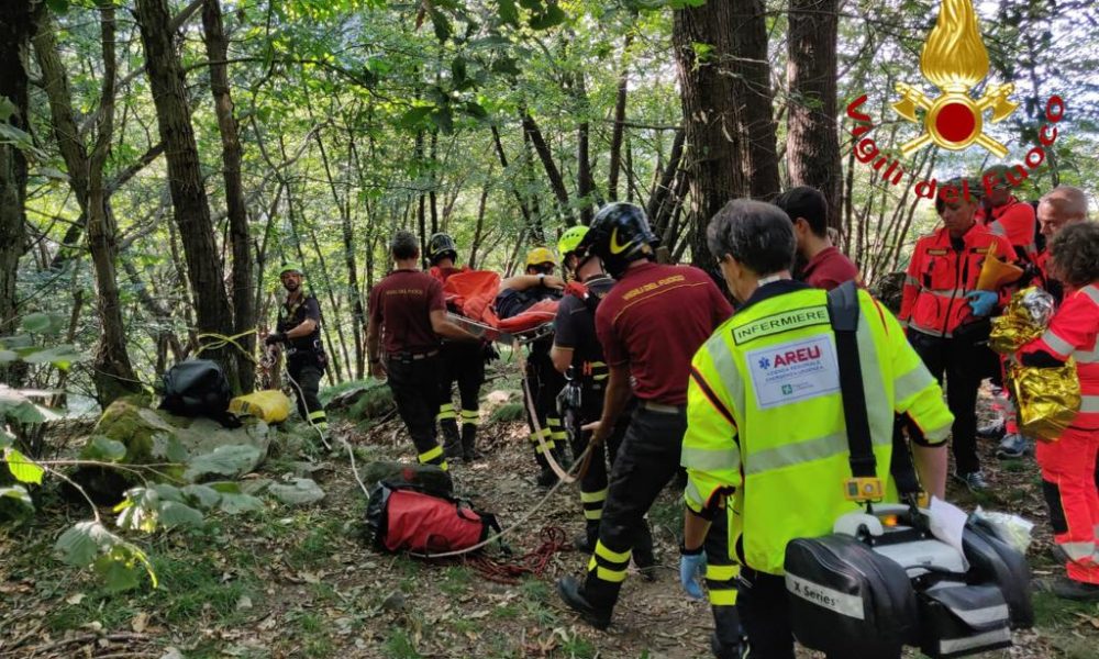 Crisi diabetica in montagna, escursionista recuperato nei boschi sopra Magreglio