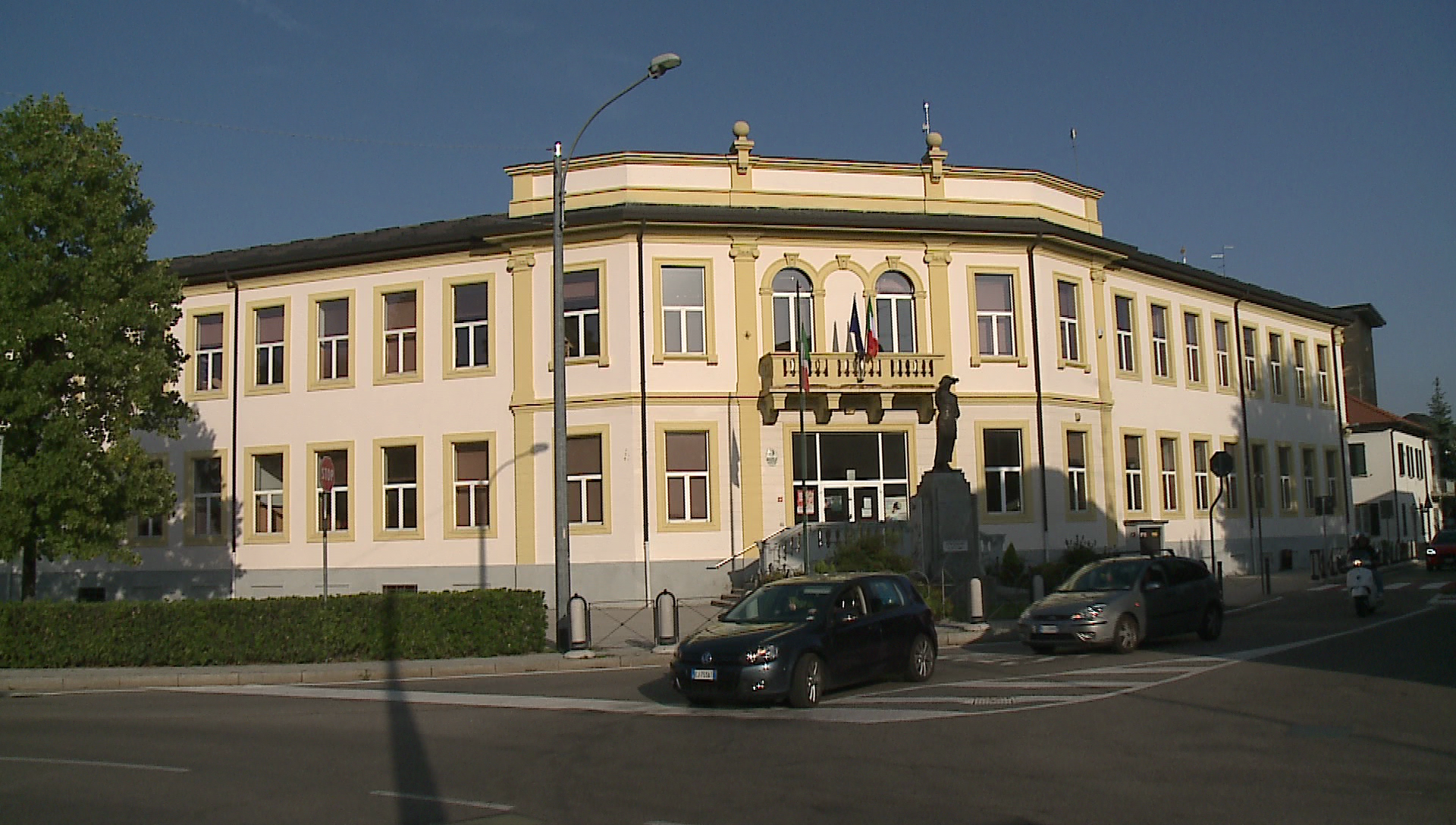 scuola lurate caccivio