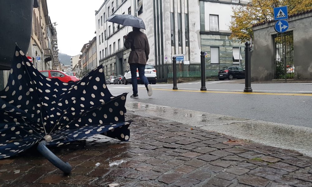Meteo, stop al caldo. Arriva la pioggia, temperature in calo