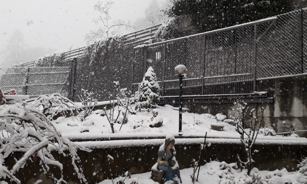 Neve in Valle Intelvi, pioggia su gran parte del territorio lariano