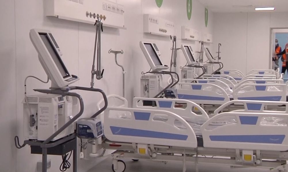 Emergenza Covid, Fontana: “Riaprono gli ospedali in fiera a Milano e a Bergamo”