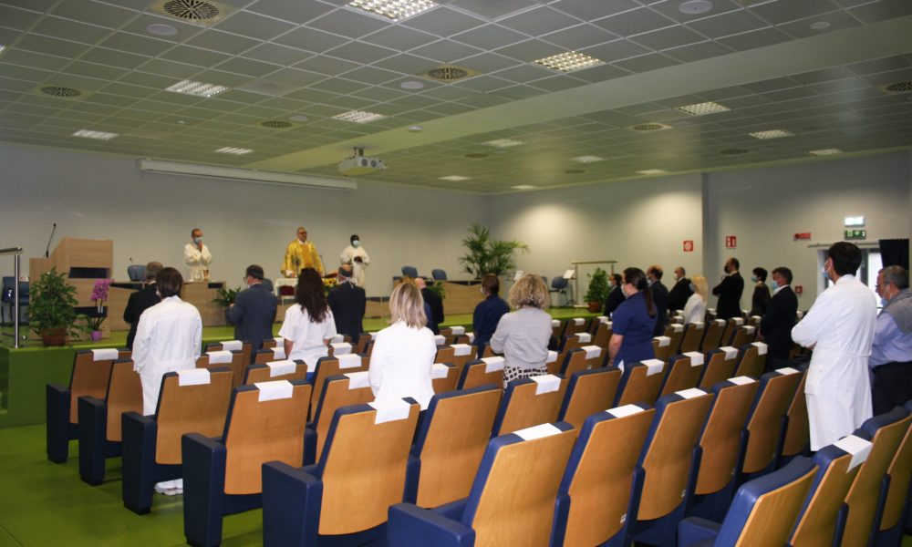 Sant’Anna, la celebrazione all’ospedale di San Fermo. Il ringraziamento agli operatori impegnati nell’emergenza