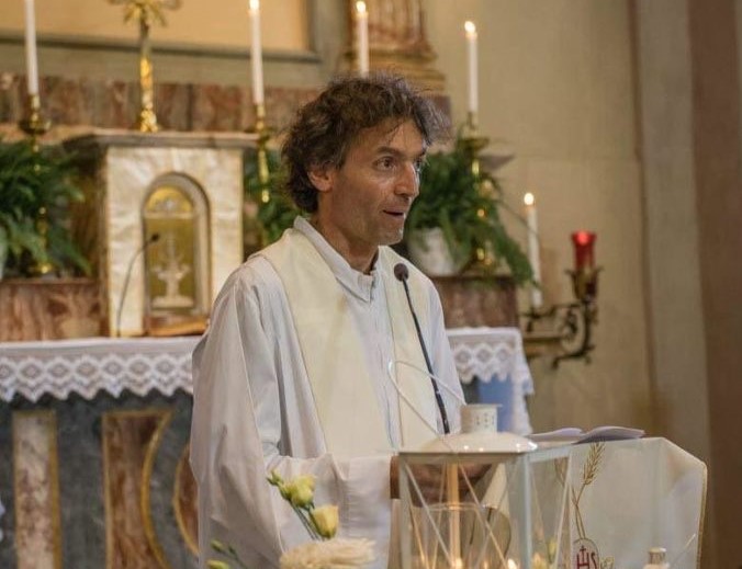 Due anni fa l’omicidio di don Roberto Malgesini, il prete degli ultimi