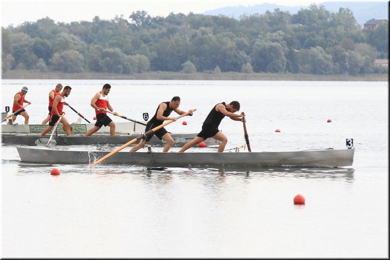 Eupilio: nel weekend i campionati italiani di voga in piedi