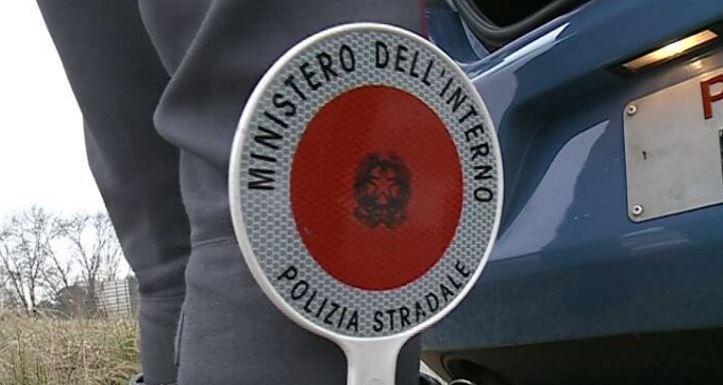 Trasportava merci per un’azienda ma era irregolare sul territorio nazionale. Arrestato