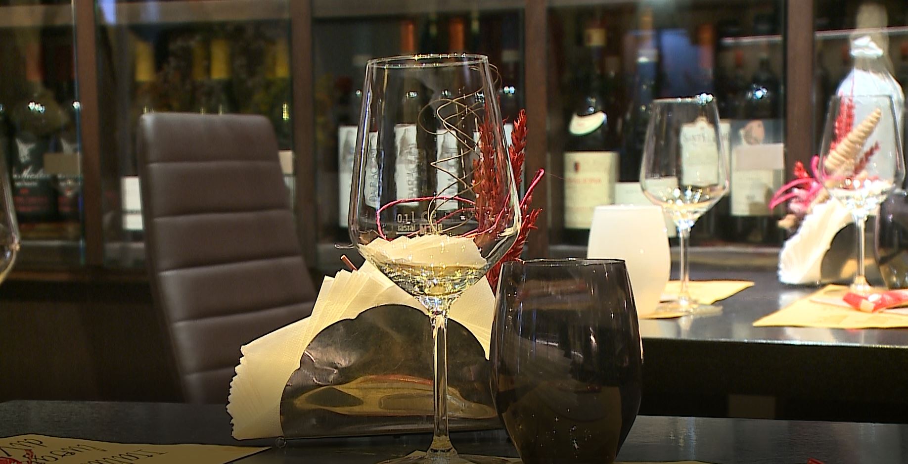 Bar e ristoranti chiusi dalle 18, i titolari: “Per noi equivale a un lockdown totale”