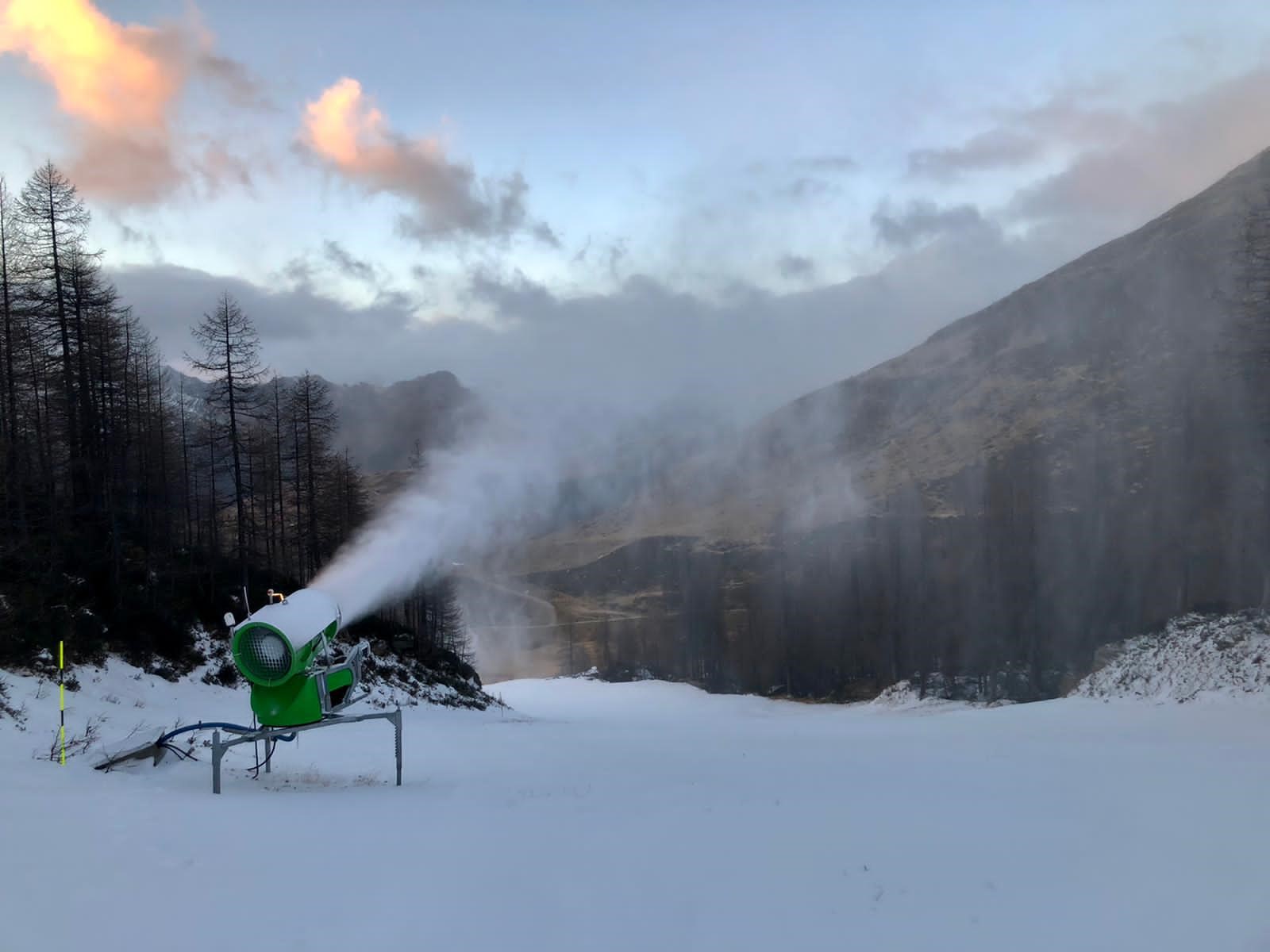Il governo ferma le vacanze sulla neve. Le aree sciistiche: “Senza il Natale stagione compromessa”