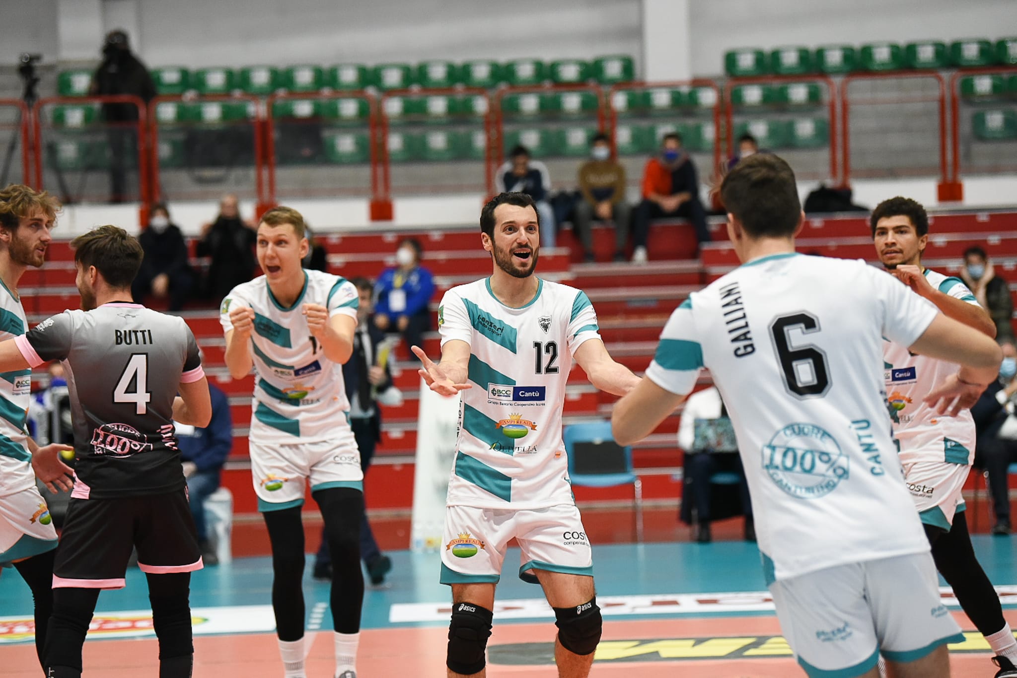 Volley, trasferta amara per Libertas Cantù. Trionfo del Brescia nel derby dell’ultima giornata di andata 