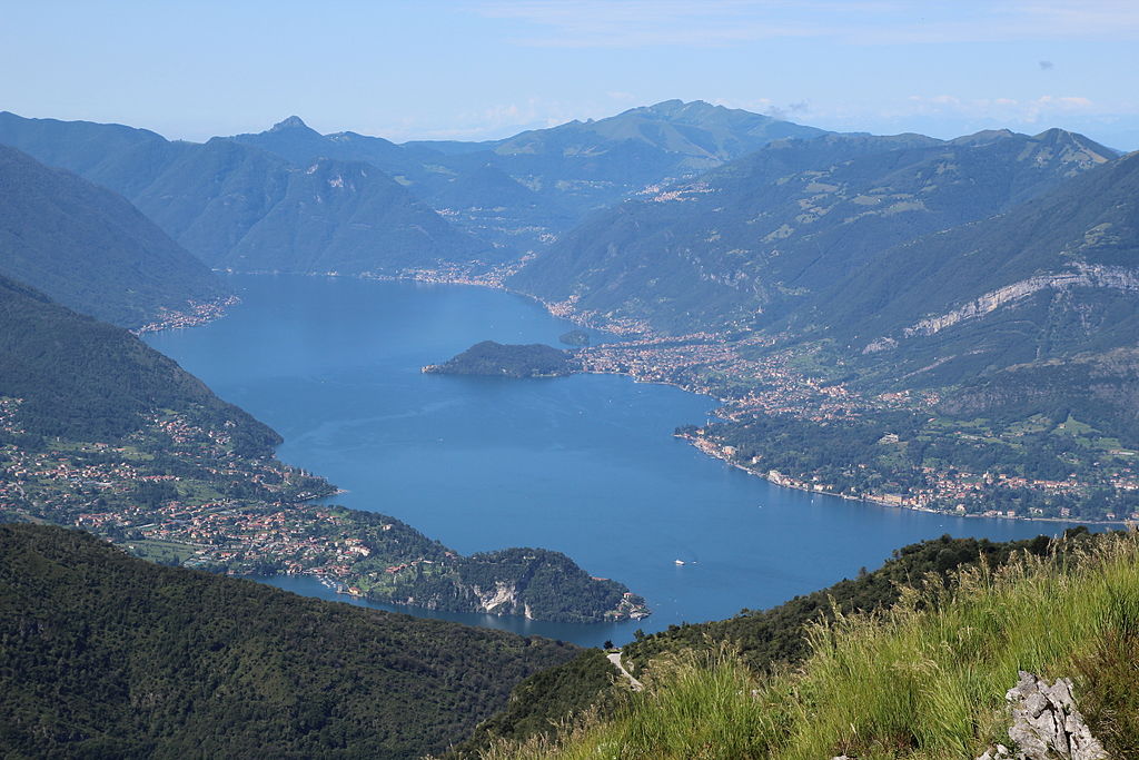 Lario, destinazione d’eccellenza. La spagnola Aragon Tv all’Aero Club Como
