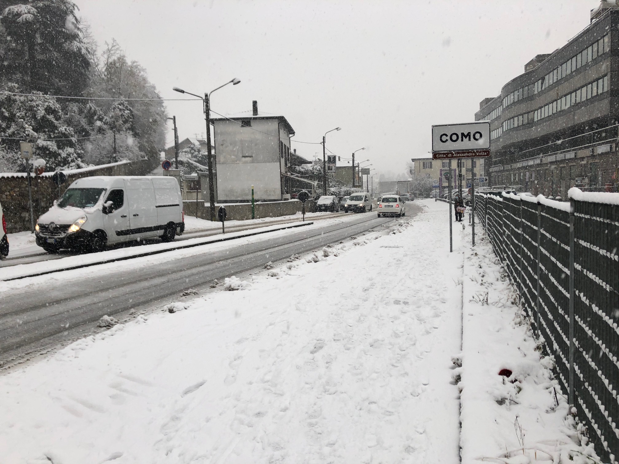 Neve e viabilità nel caos, opposizione all’attacco: “Città impreparata, una follia”