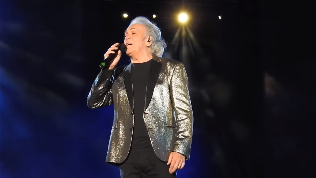 Sold out per “Mondo 2020” di Riccardo Fogli con Dodi Battaglia. Prodotto da Filadelfo Castro 