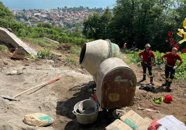 Tragedia a Domaso: uomo muore folgorato. Ferito l’amico che era con lui