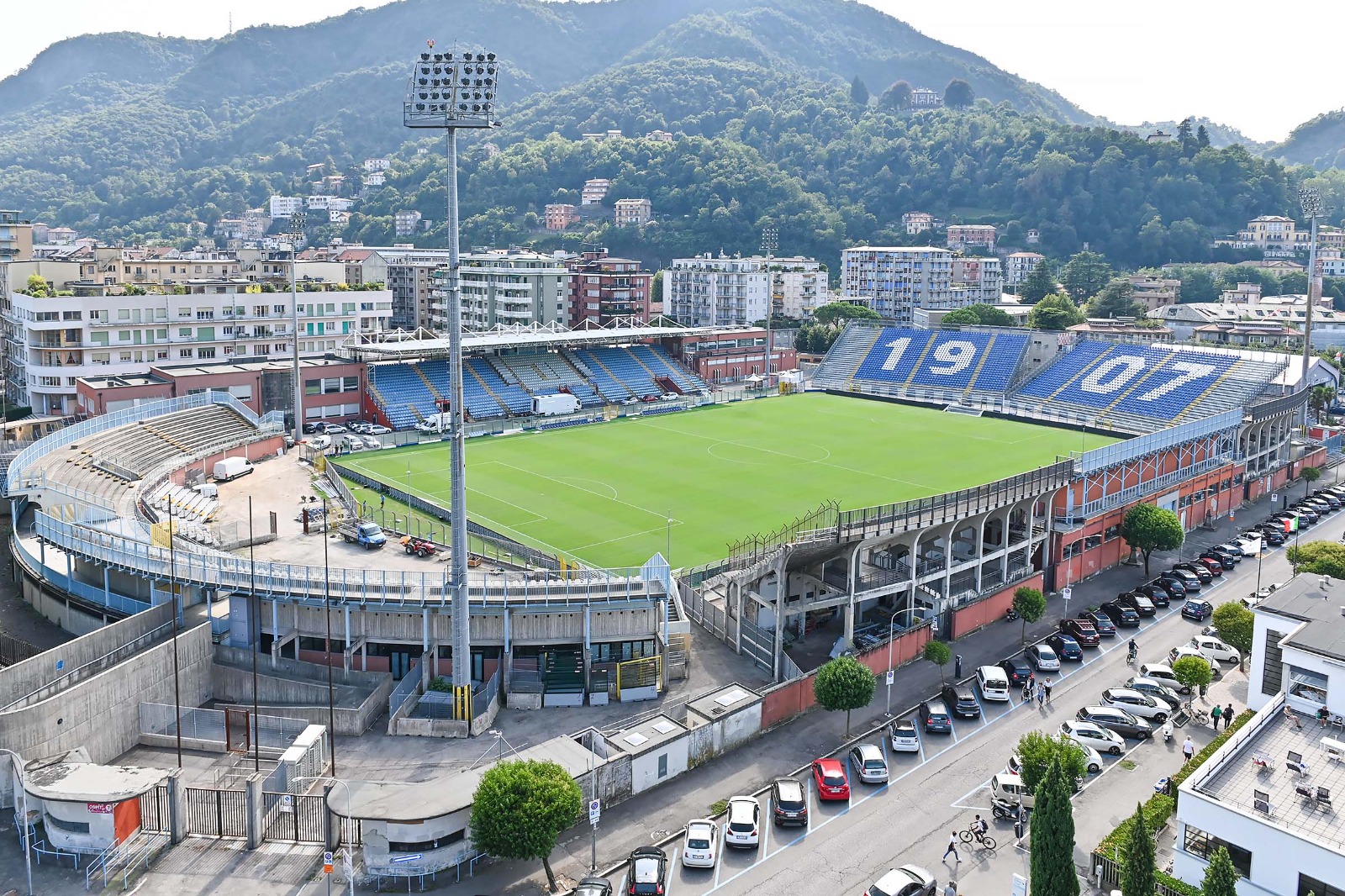 Due parole su Como e la questione “calcio”: sì al dibattito, no al silenzio