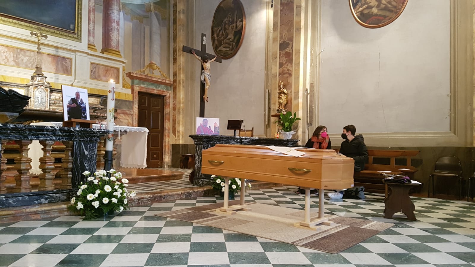 Addio a Roberto Bernasconi, da oggi la camera ardente