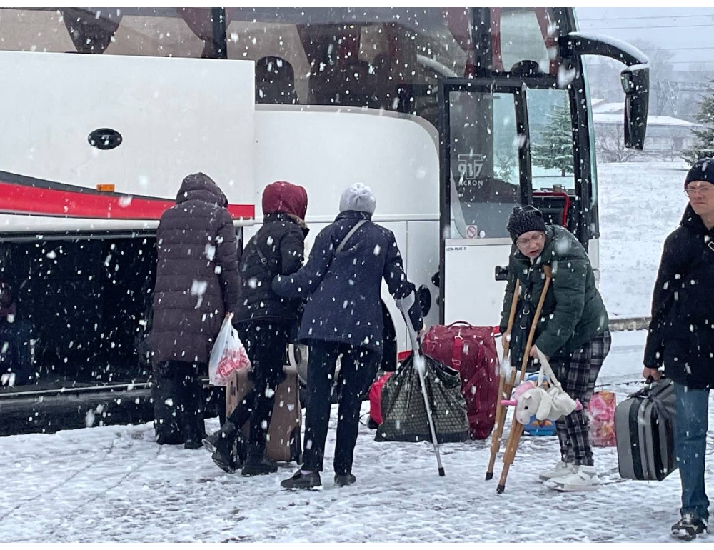 Ucraina: 170 profughi evacuati da volontari italiani