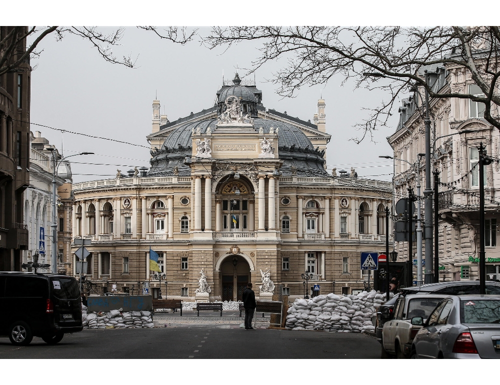 Ucraina: forti esplosioni a Odessa, città sotto attacco