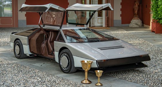 Concorso d’Eleganza, Coppa d’Oro ad  una Aston Martin