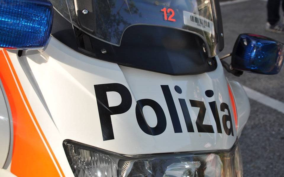 Chiamata shock e truffa ad anziana: due arresti in Ticino