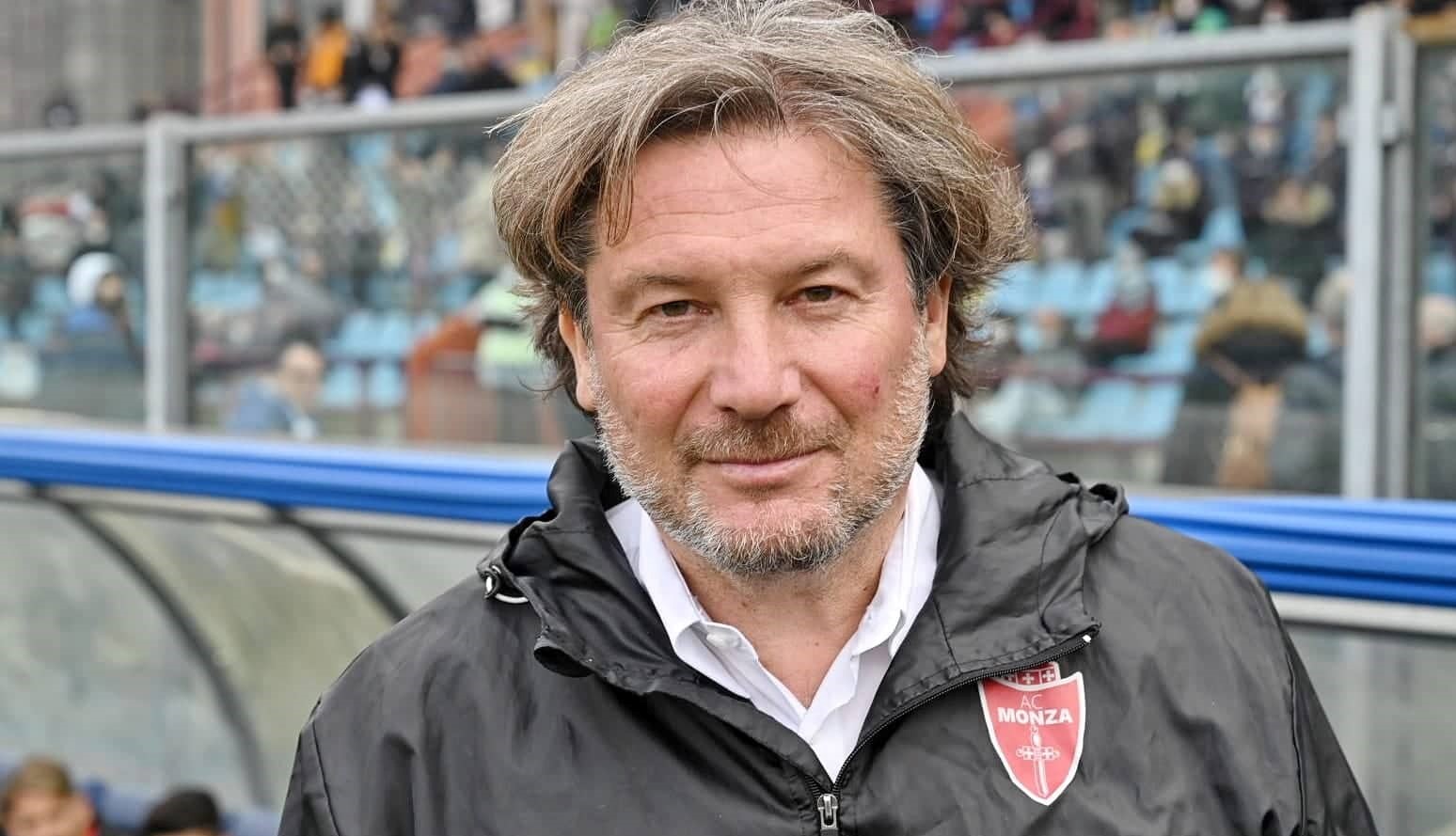 Monza  in serie A. In C finale Palermo-Padova