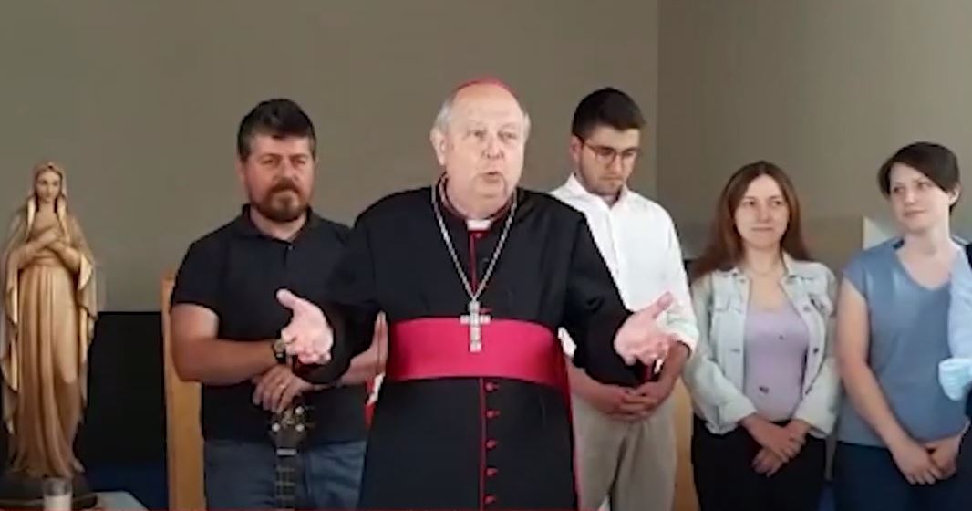 L’emozione di monsignor Cantoni tra riconoscenza e responsabilità