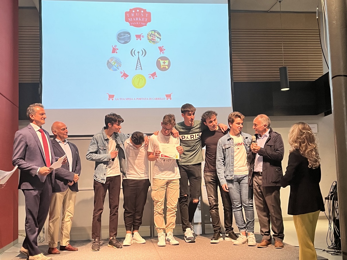 All’Itis Magistri Cumacini il Premio Innovazione IdeaImpresa 2022