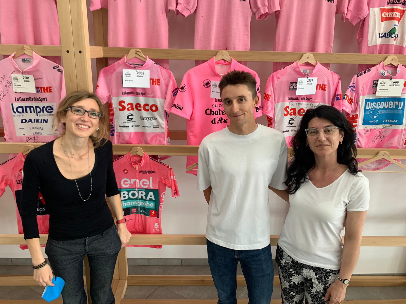Hindley sul Lario, la maglia rosa al Museo del Ghisallo