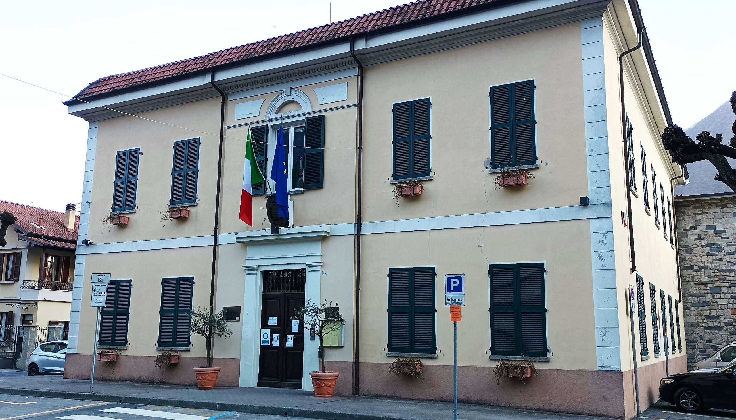 Porlezza, rieletto  Sergio Erculiani