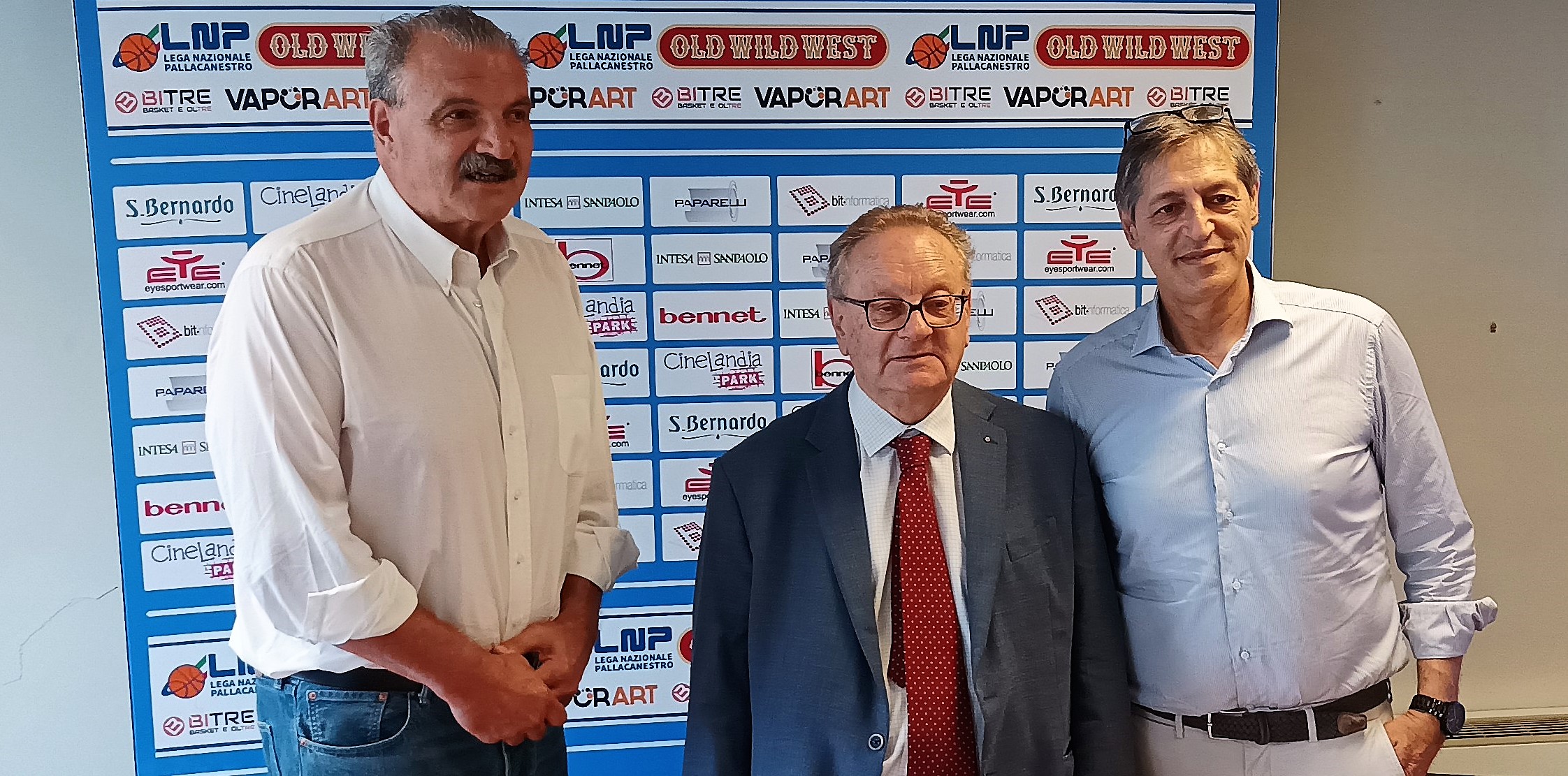 Cantù, presentato Sacchetti: “Obiettivo promozione”