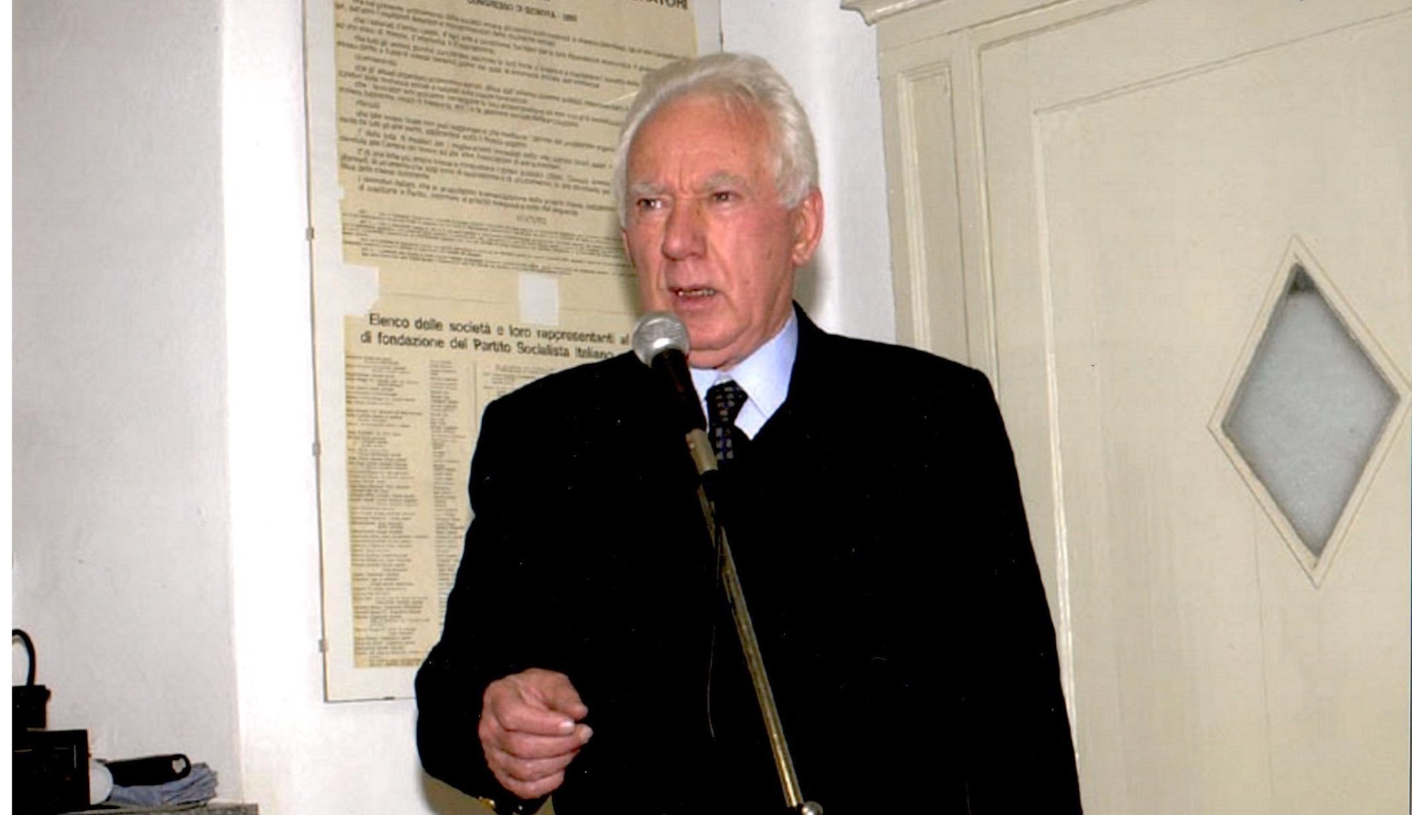 E’ morto Marte Ferrari, storico socialista comasco: fu parlamentare e vicesindaco di Como