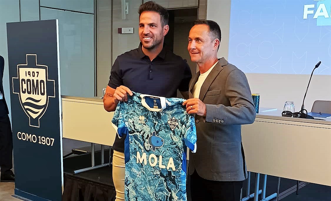 Presentato Fabregas: “Voglio riportare il Como in serie A”