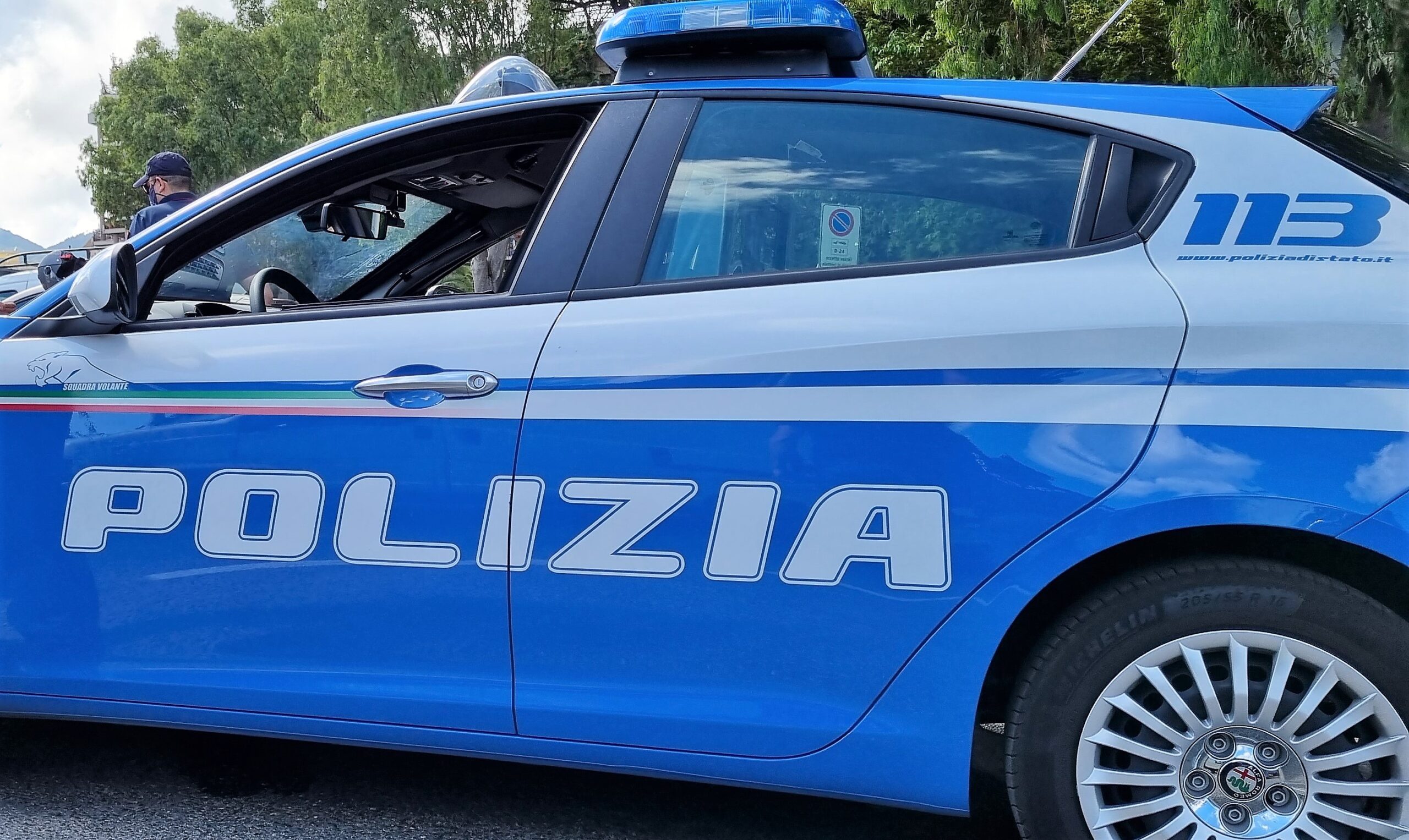 Lipomo, rapina in un negozio di abbigliamento. Un arresto